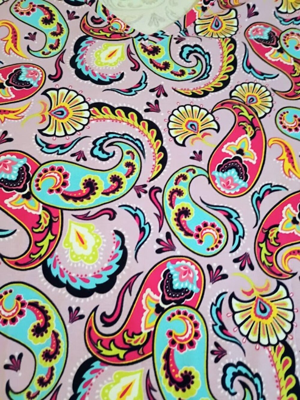Kim Rogers's - Paisley Perfectly soft XL Women's Pit to Pit 22.5" Length 28"